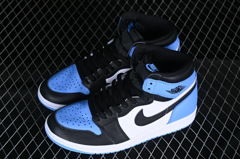 All categories Air Jordan Jordan series basketball shoes Air Jordan 1 High LJR version Air Jordan 1 High OG "UNC Toe" AJ1 Joe 1 black and blue toe DZ5485-400
